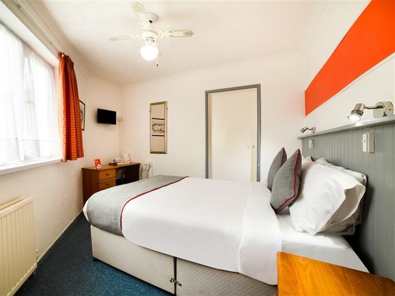 Marina Hotel Sandown Bagian luar foto