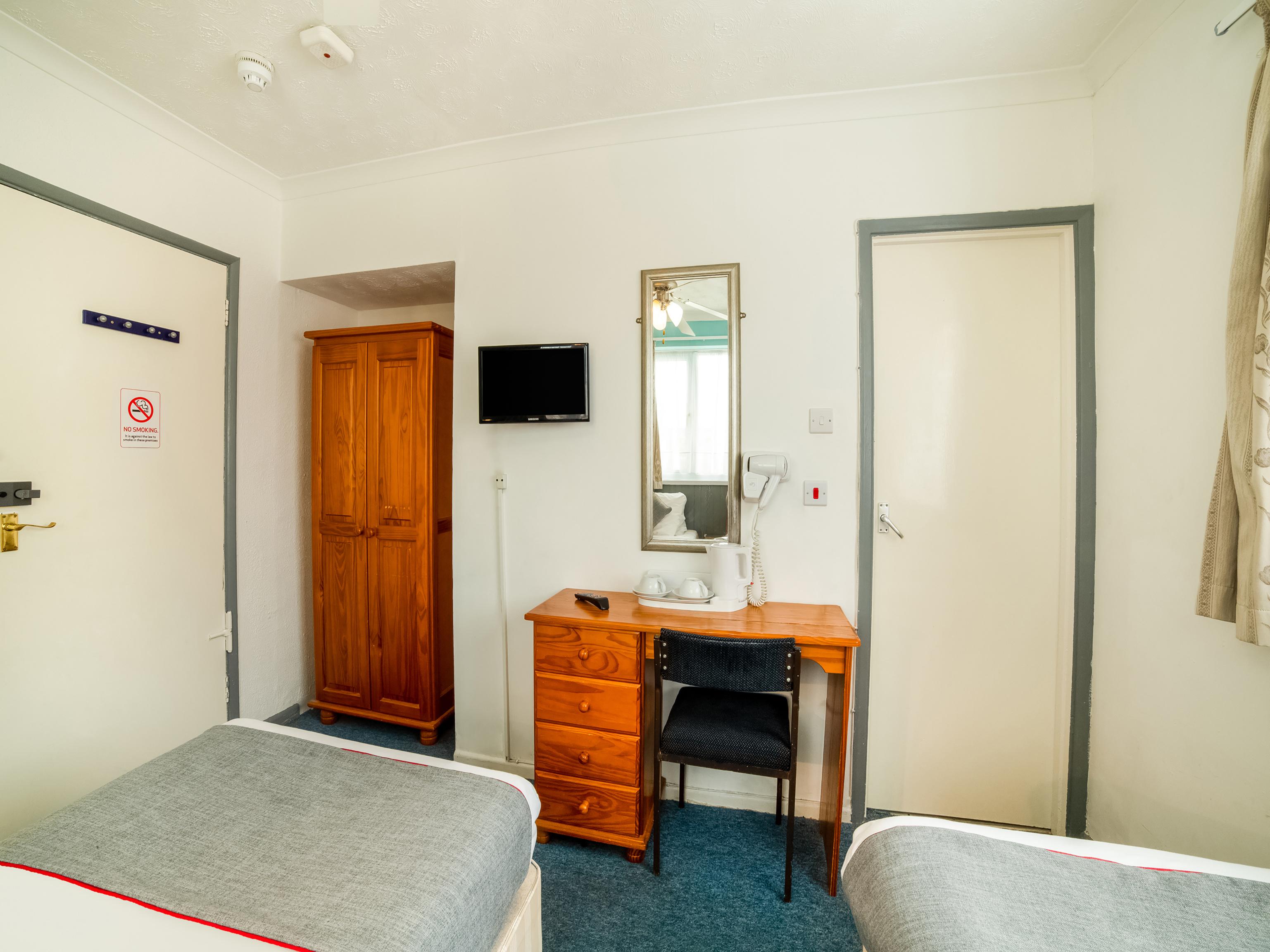 Marina Hotel Sandown Bagian luar foto