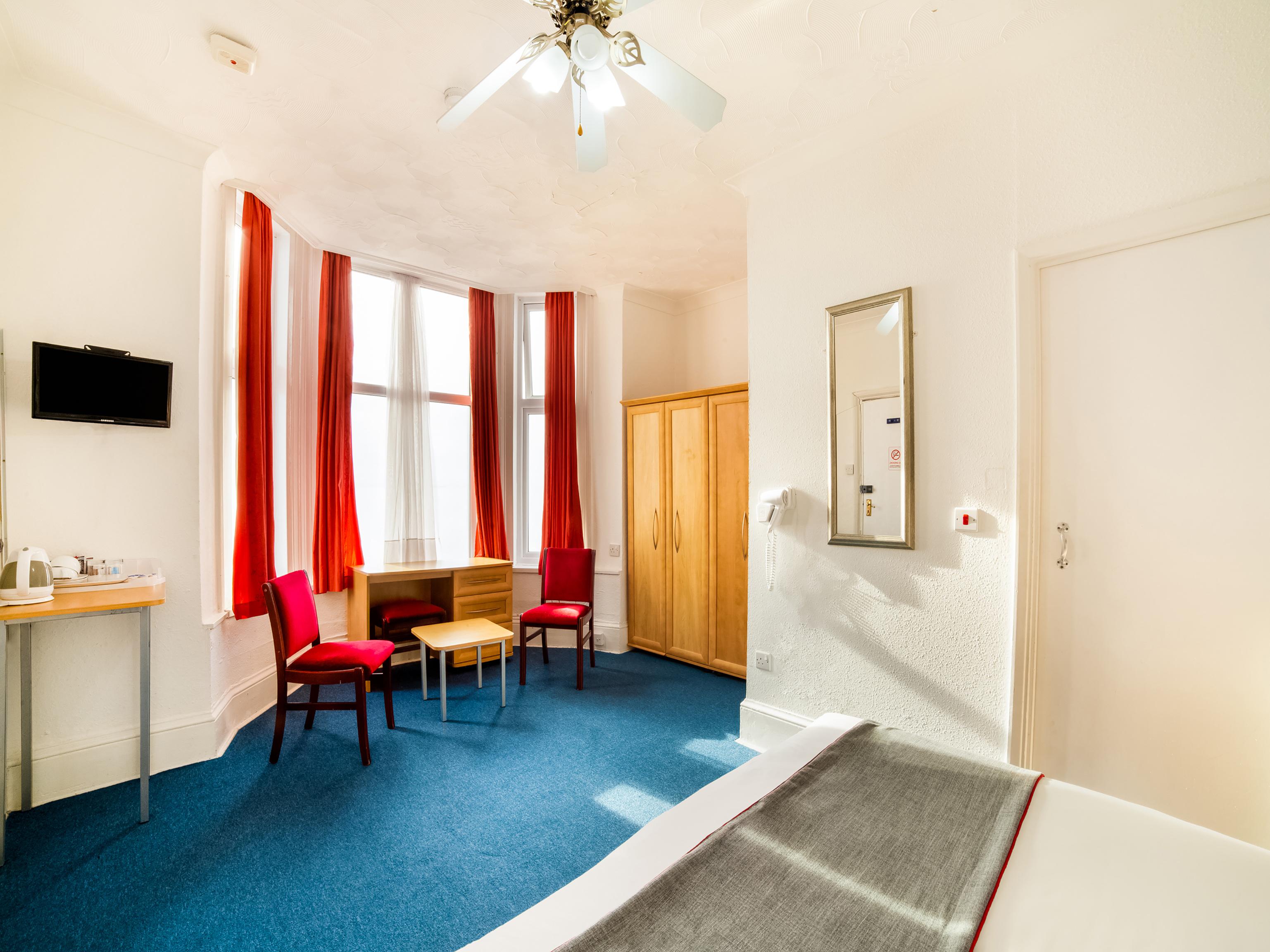 Marina Hotel Sandown Bagian luar foto